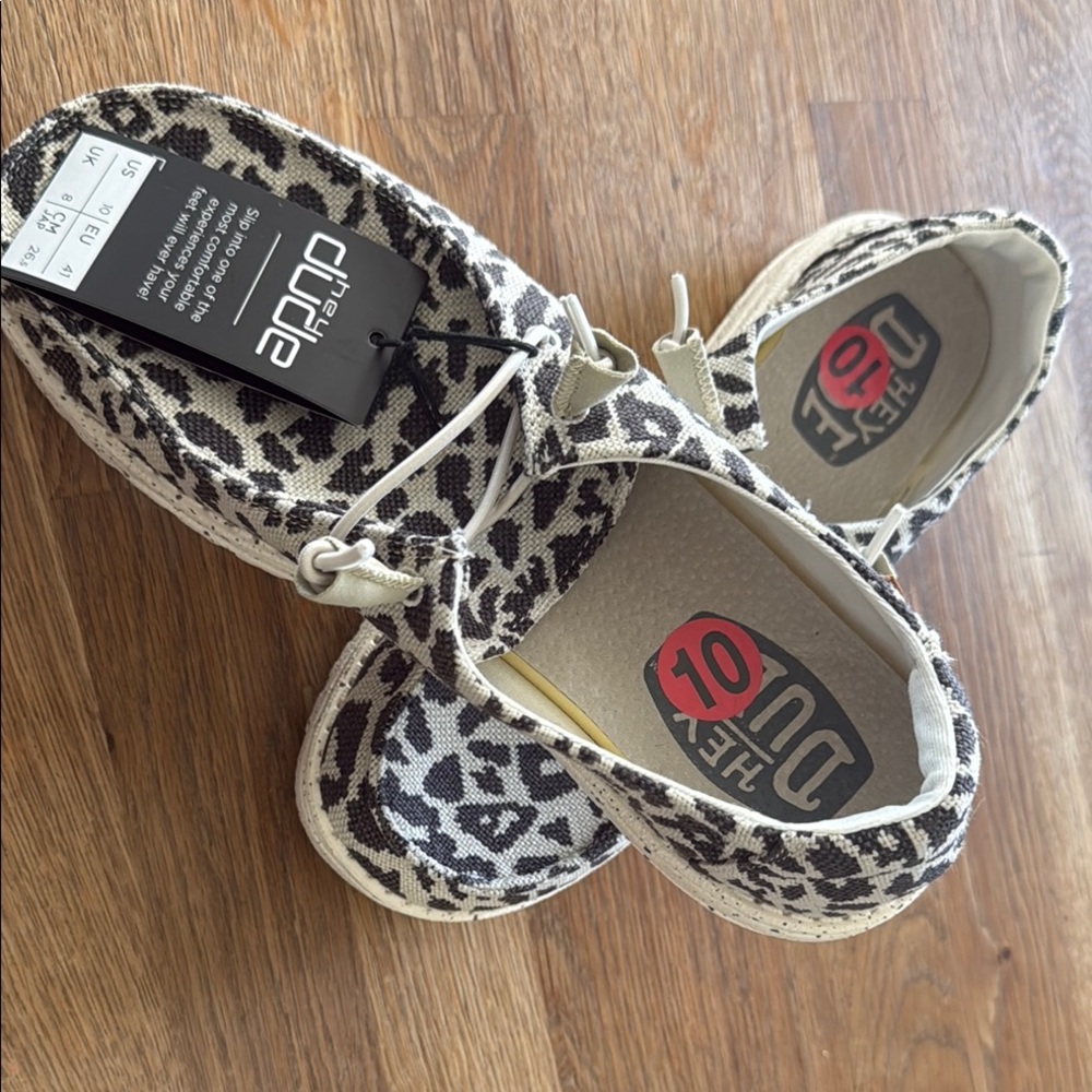 Hey Dude Wendy Cheetah Grey Men’s 10 NWT 🖤🐆 🩶🤍